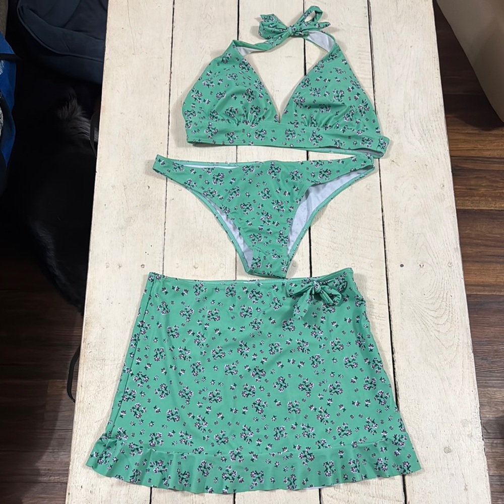 Chic Green Floral 3 piece bikini with Skirt